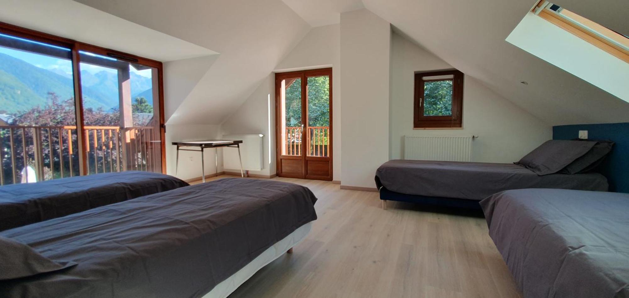 Maison De La Lionne Bagneres-de-Luchon Ngoại thất bức ảnh